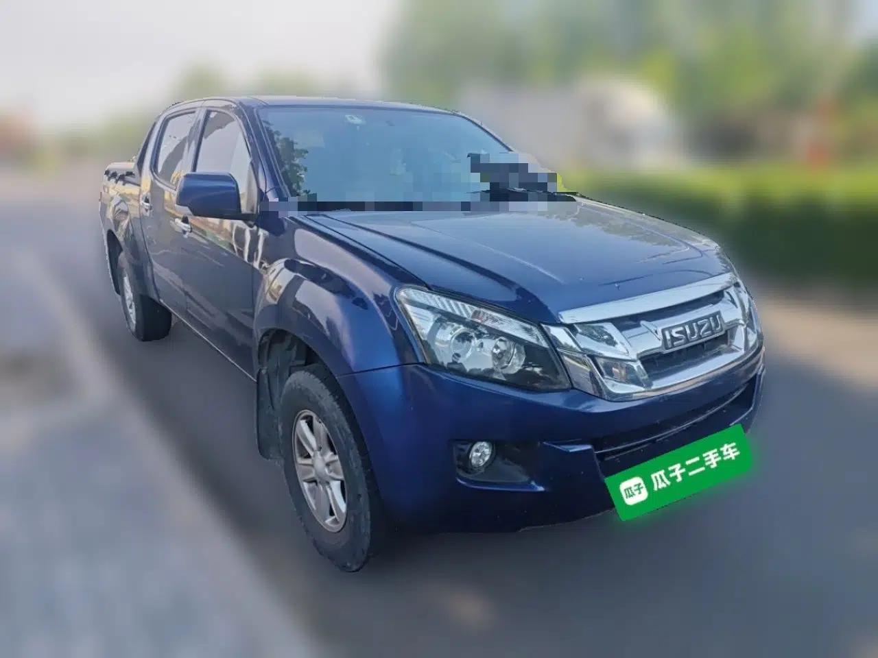 Isuzu D-MAX 2020 2.5T 4x4 Automatic Flagship Edition China VI Standard Extended Version JE4D25Q6A — миниатюра 3