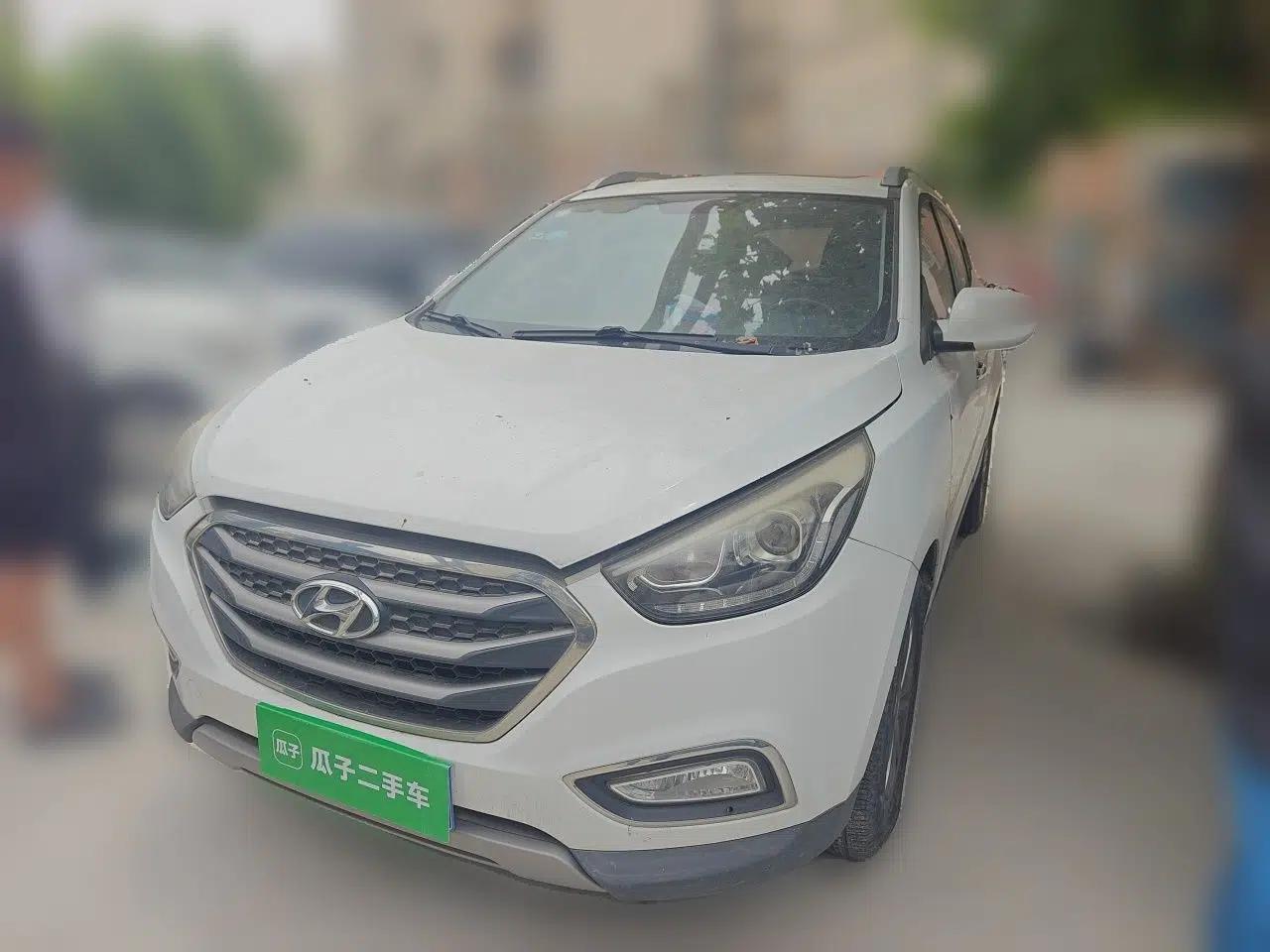 Hyundai ix35 2015 2.0L Automatic 2WD Smart Type China IV — миниатюра 1