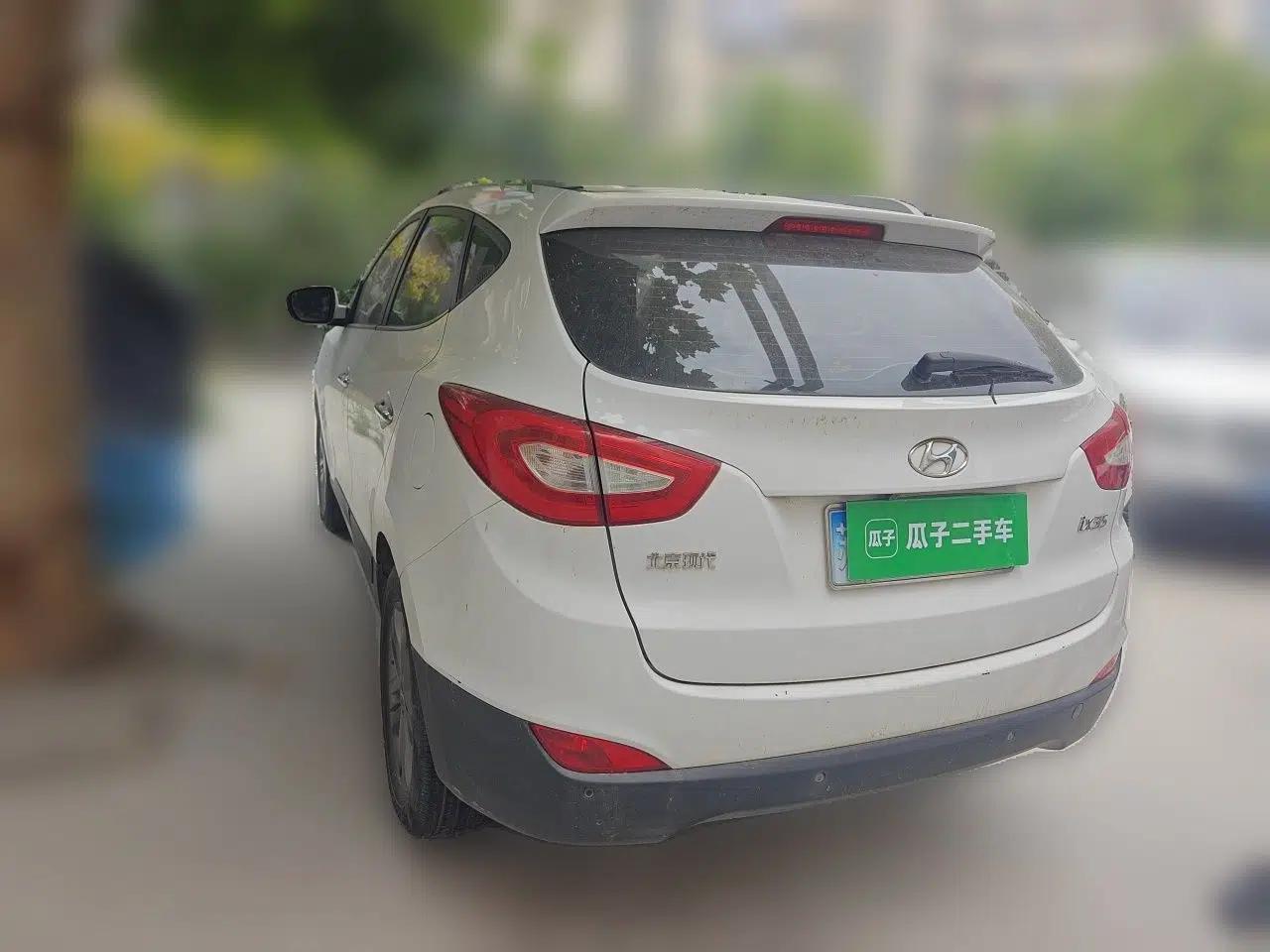 Hyundai ix35 2015 2.0L Automatic 2WD Smart Type China IV — миниатюра 4