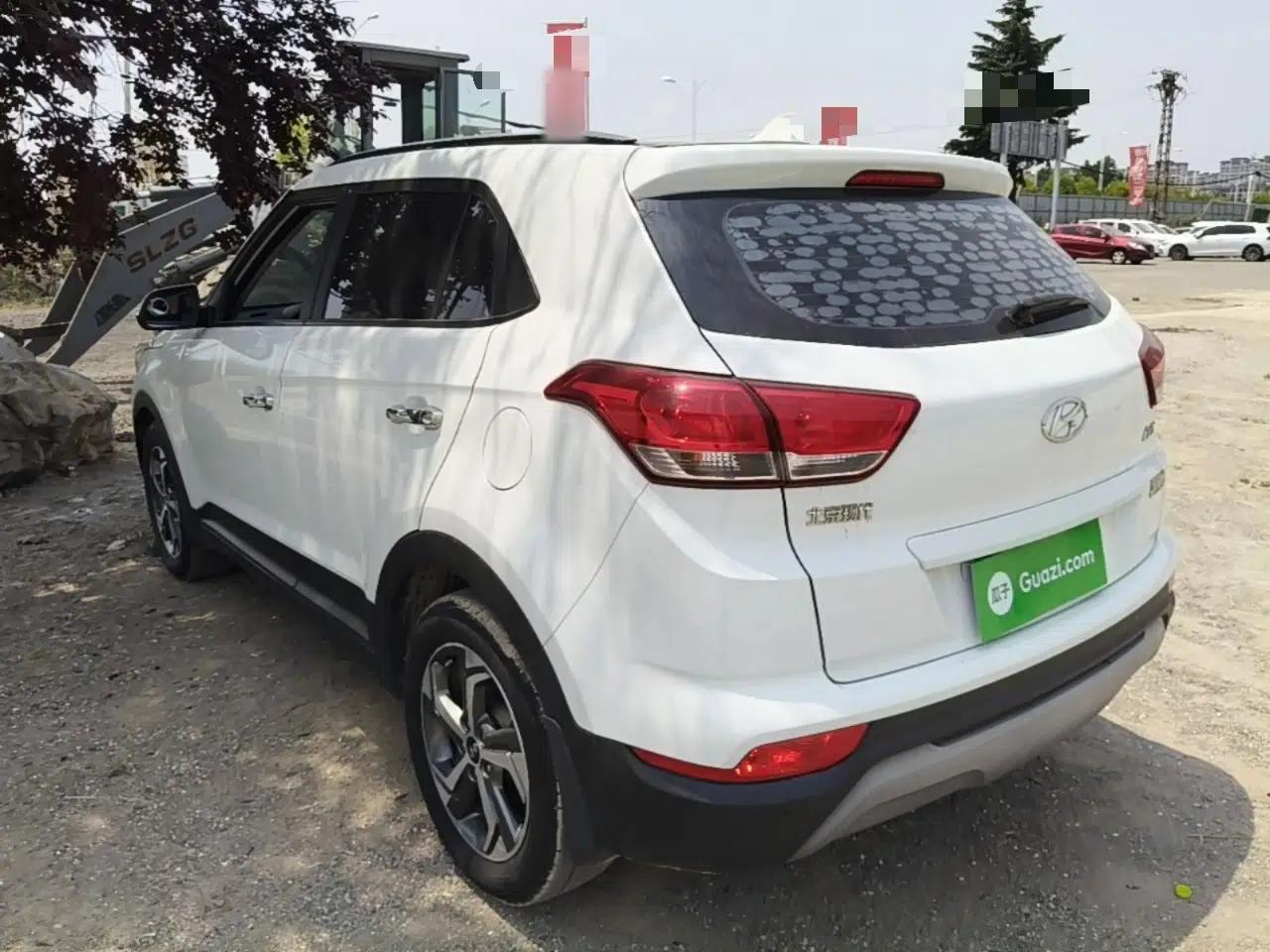Hyundai ix25 2017 1.6L Automatic Smart Version — миниатюра 4