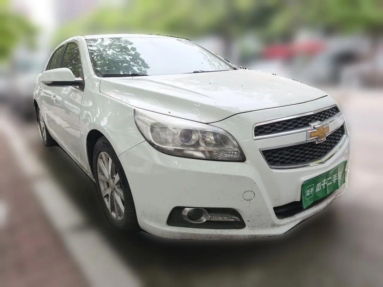 Chevrolet Malibu 2013 2.0L Automatic Luxury Edition — миниатюра 3
