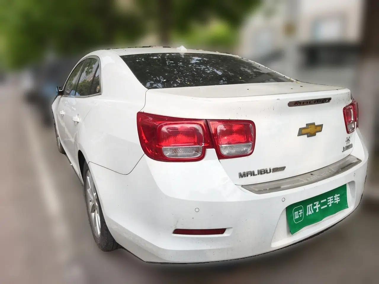 Chevrolet Malibu 2013 2.0L Automatic Luxury Edition — миниатюра 4