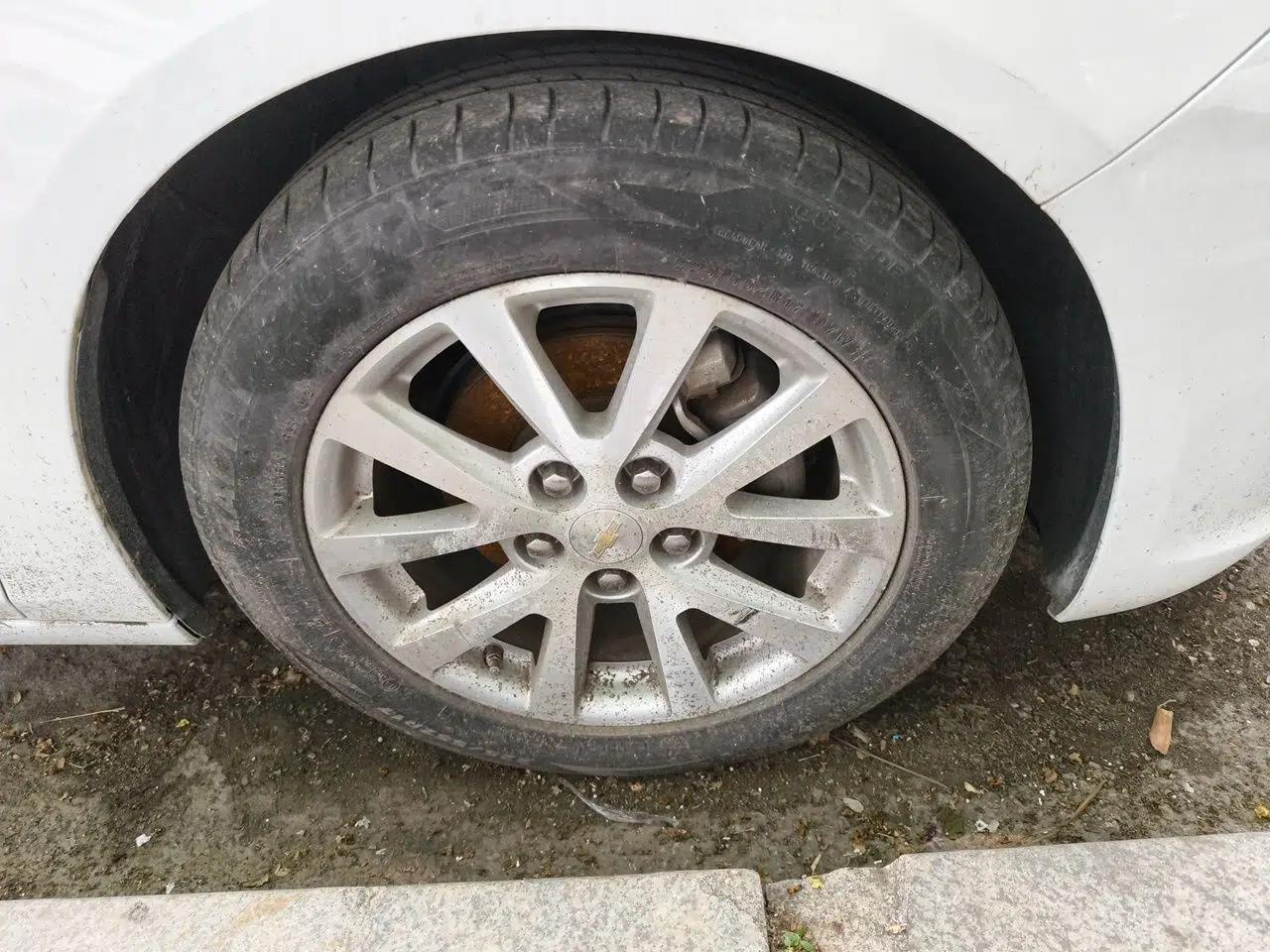 Chevrolet Malibu 2013 2.0L Automatic Luxury Edition — миниатюра 8