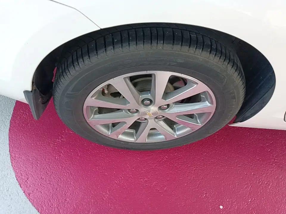 Chevrolet Malibu 2017 1.5T Automatic Luxury Edition — миниатюра 11