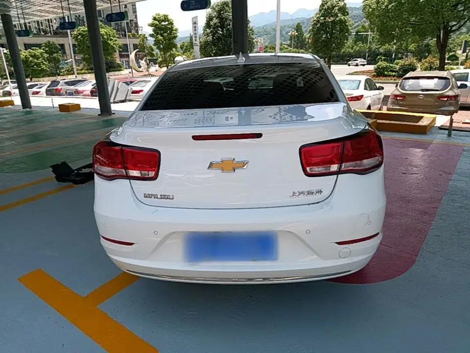 Chevrolet Malibu 2017 1.5T Automatic Luxury Edition — миниатюра 5