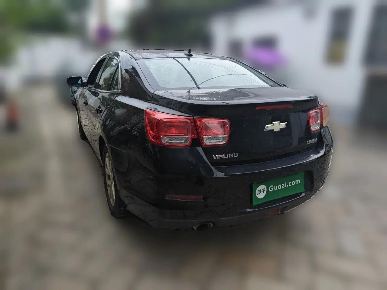 Chevrolet Malibu 2013 2.0L Automatic Luxury Edition — миниатюра 4