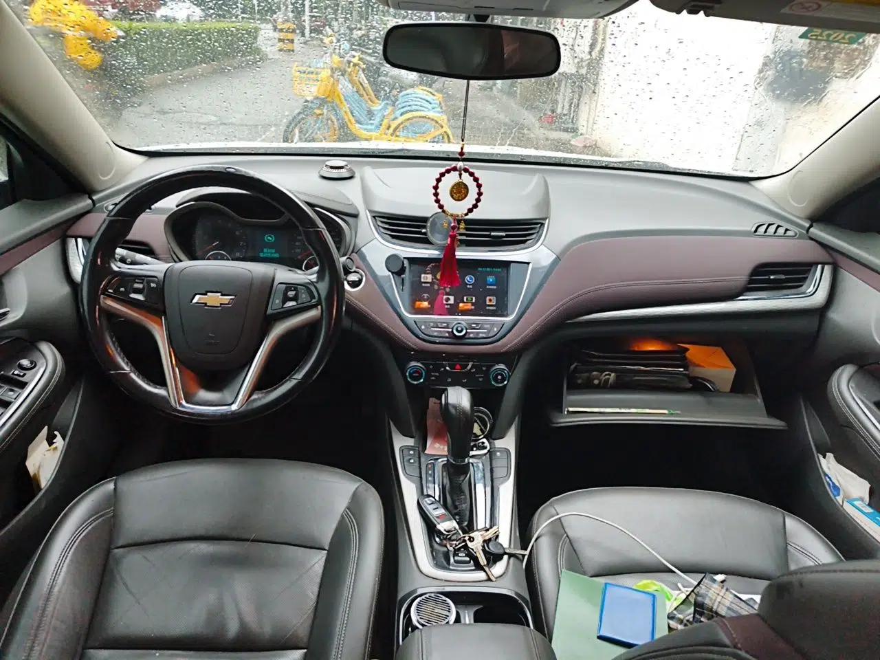 Chevrolet Malibu 2016 2.0L Automatic Luxury Edition — миниатюра 18