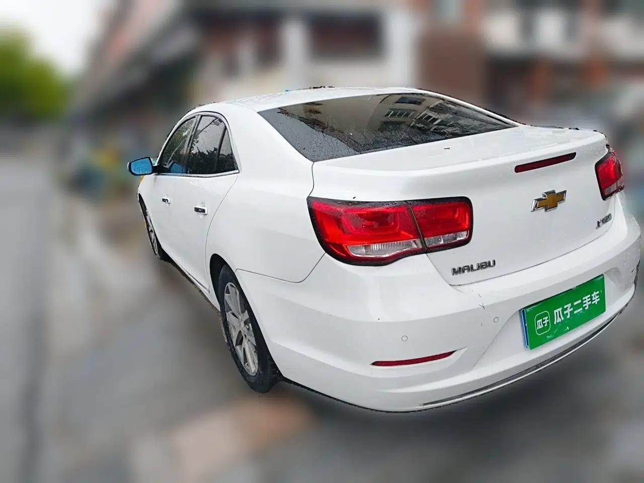 Chevrolet Malibu 2016 2.0L Automatic Luxury Edition — миниатюра 4