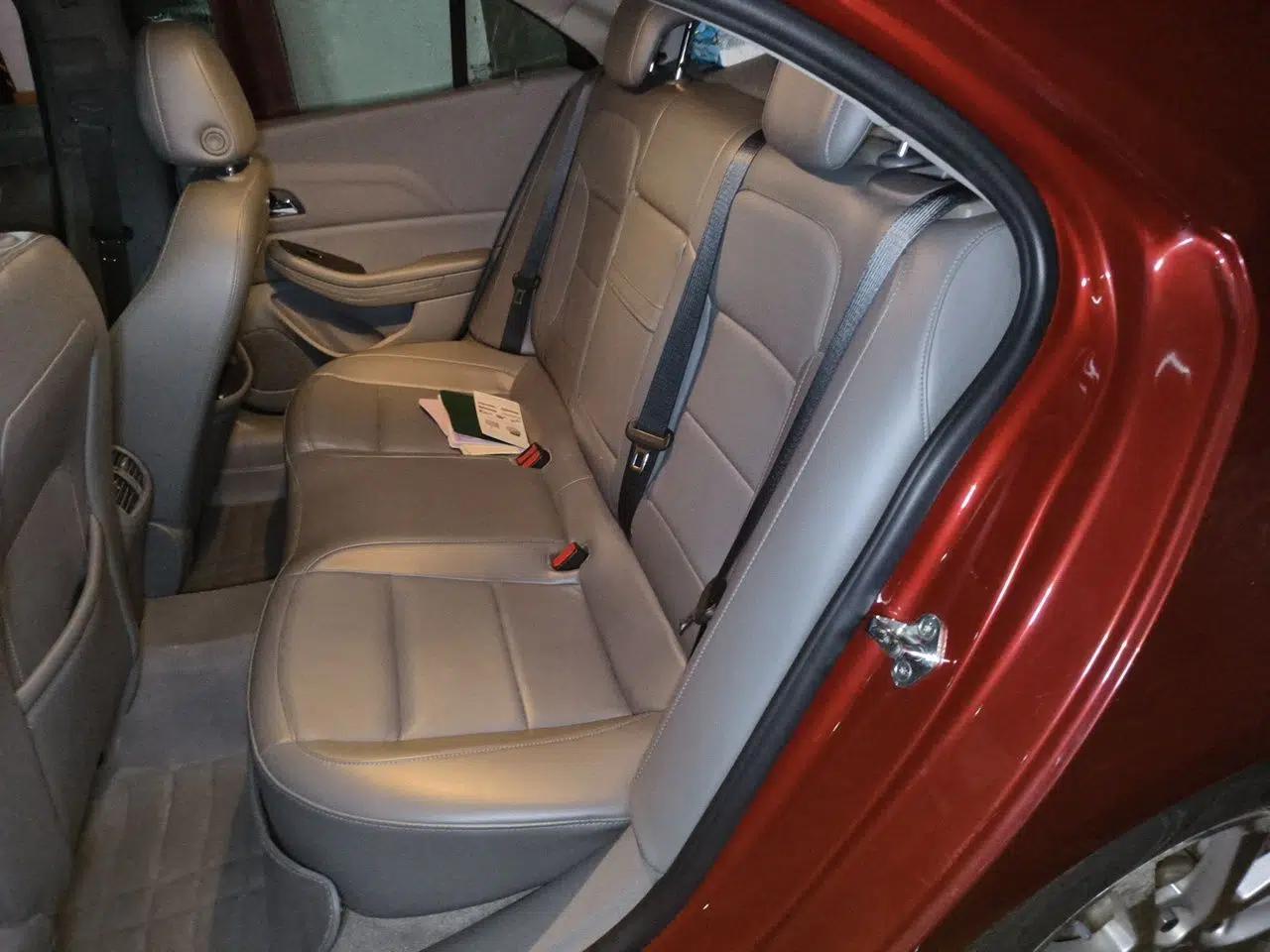 Chevrolet Malibu 2014 2.0L Automatic Luxury Edition — миниатюра 17