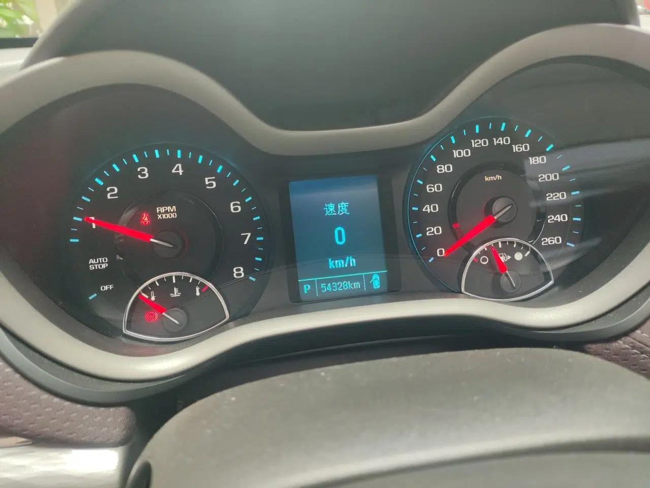 Chevrolet Malibu 2018 530T Automatic Fashion Edition — миниатюра 12