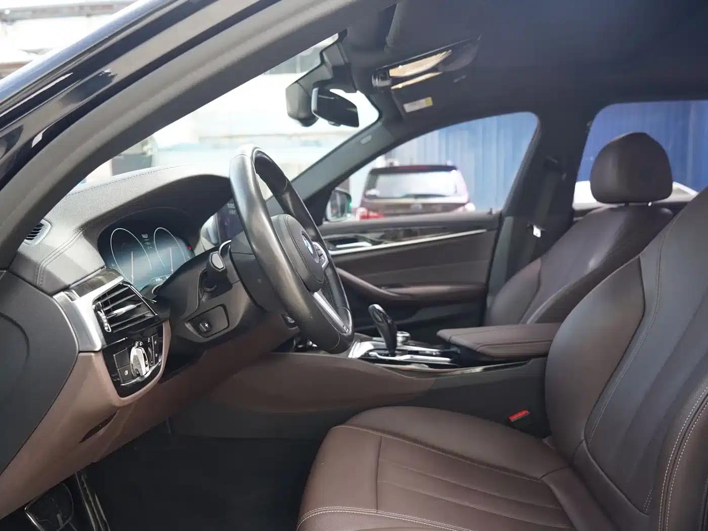 2019 BMW 5 Series Facelift 525Li M Sport Package — миниатюра 4