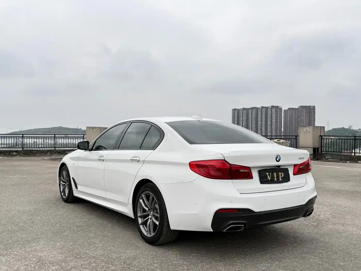 2018 BMW 5 Series Imported Model 525i M Sport Package — миниатюра 4