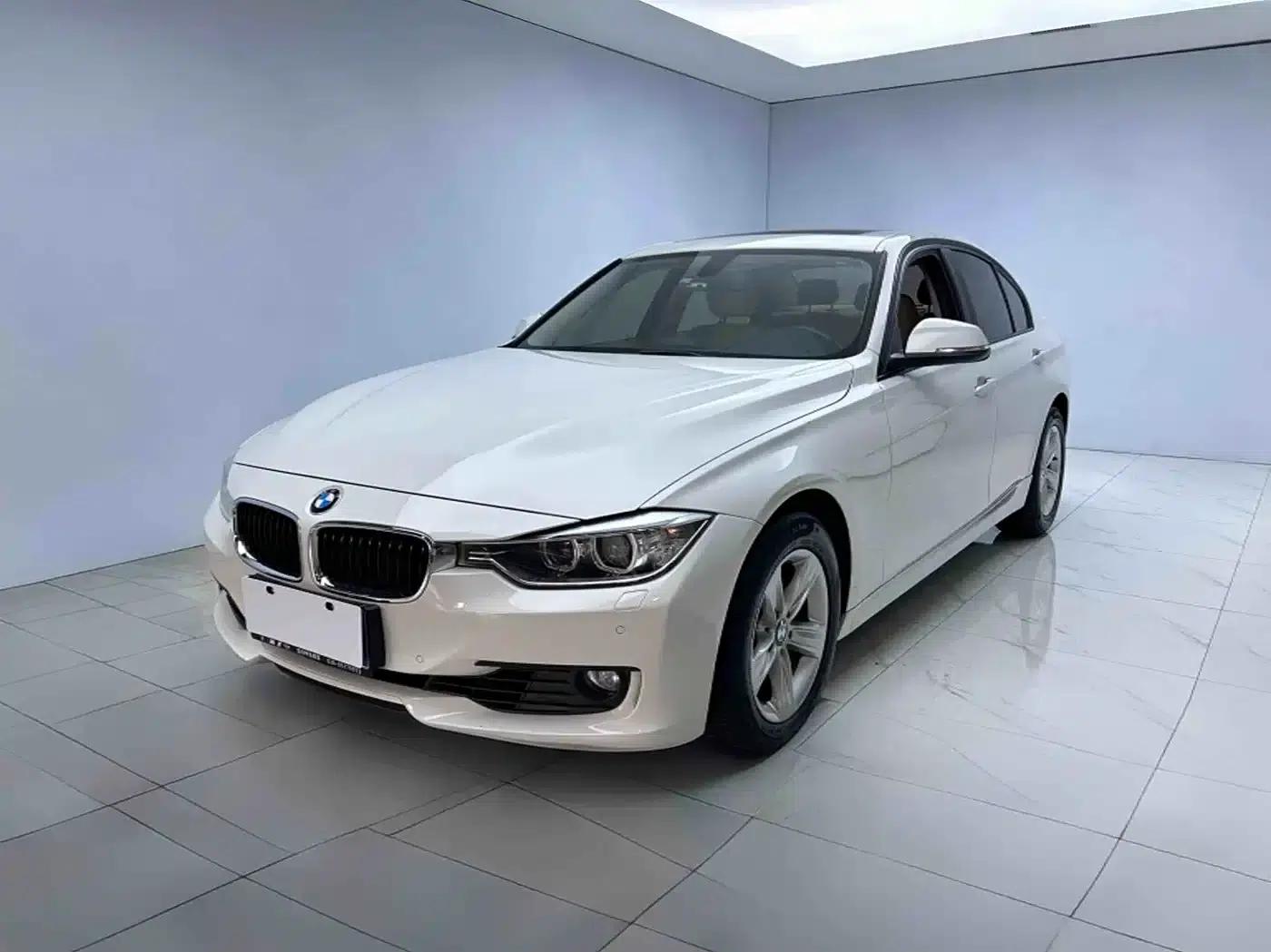 BMW 3 Series 2015 320i Fashion Edition — миниатюра 1