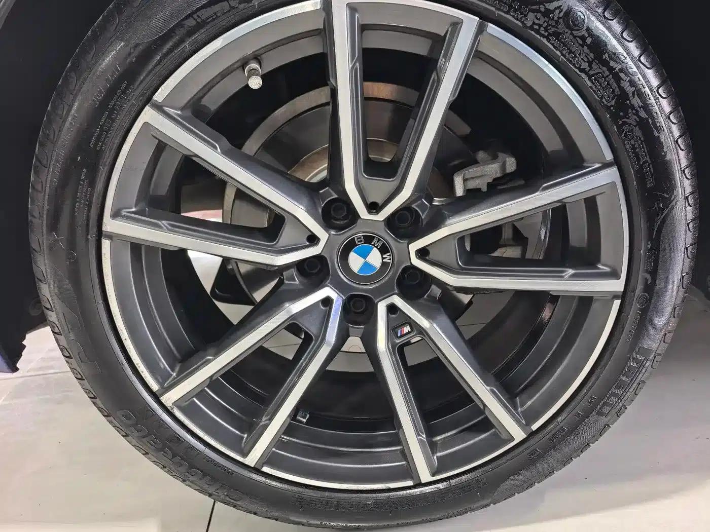 2021 BMW 3 Series 325Li M Sport Package — миниатюра 14