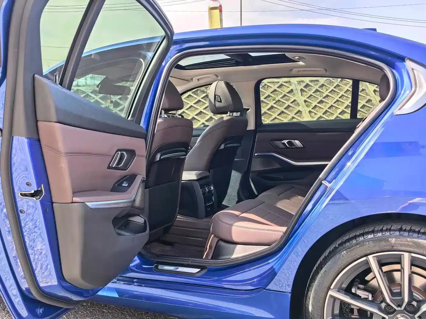 2021 BMW 3 Series 325Li M Sport Package — миниатюра 8