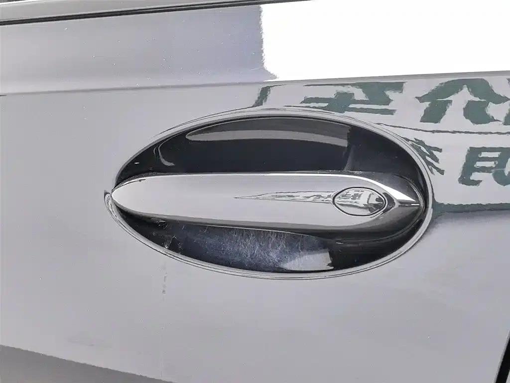 2022 BMW 3 Series 325Li M Sport Shadow Edition — миниатюра 18