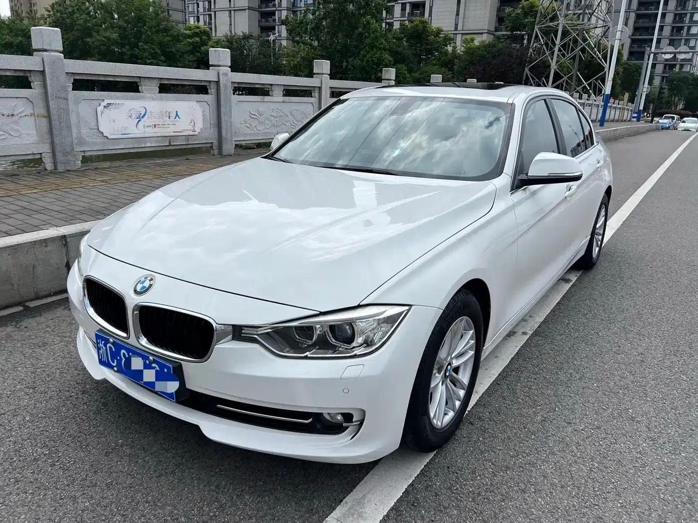 BMW 3 Series 2013 320Li Fashion Edition — миниатюра 1