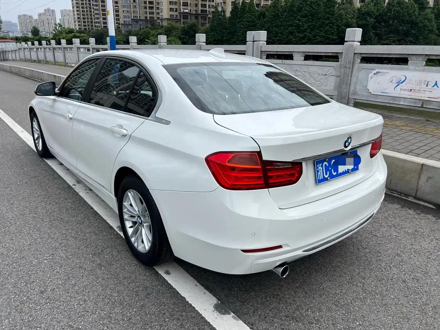 BMW 3 Series 2013 320Li Fashion Edition — миниатюра 4