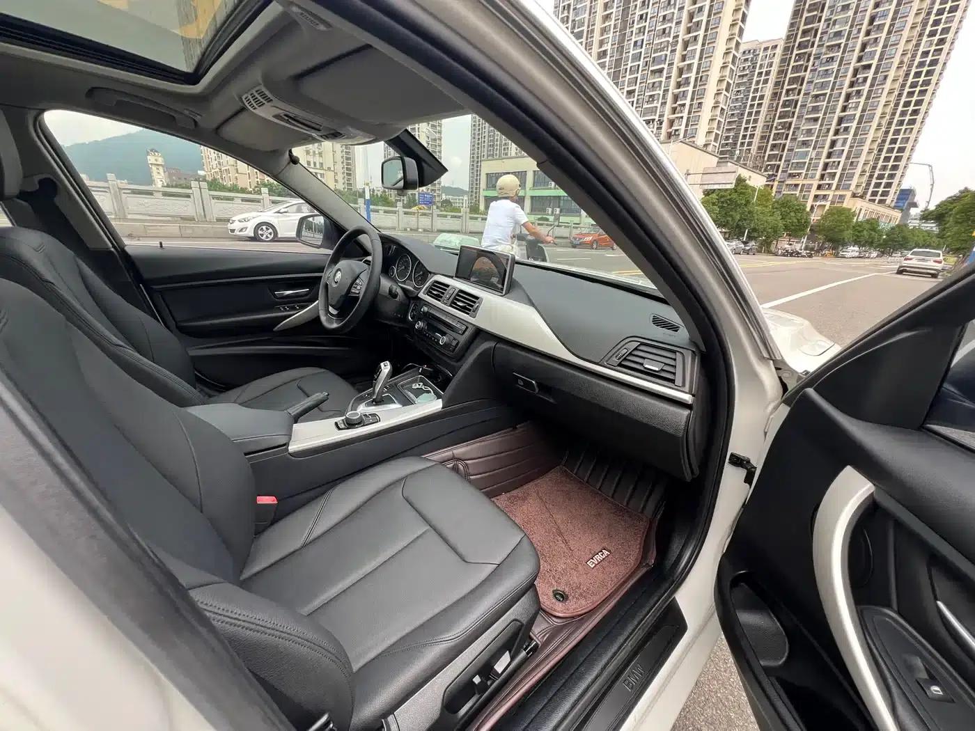 BMW 3 Series 2013 320Li Fashion Edition — миниатюра 9