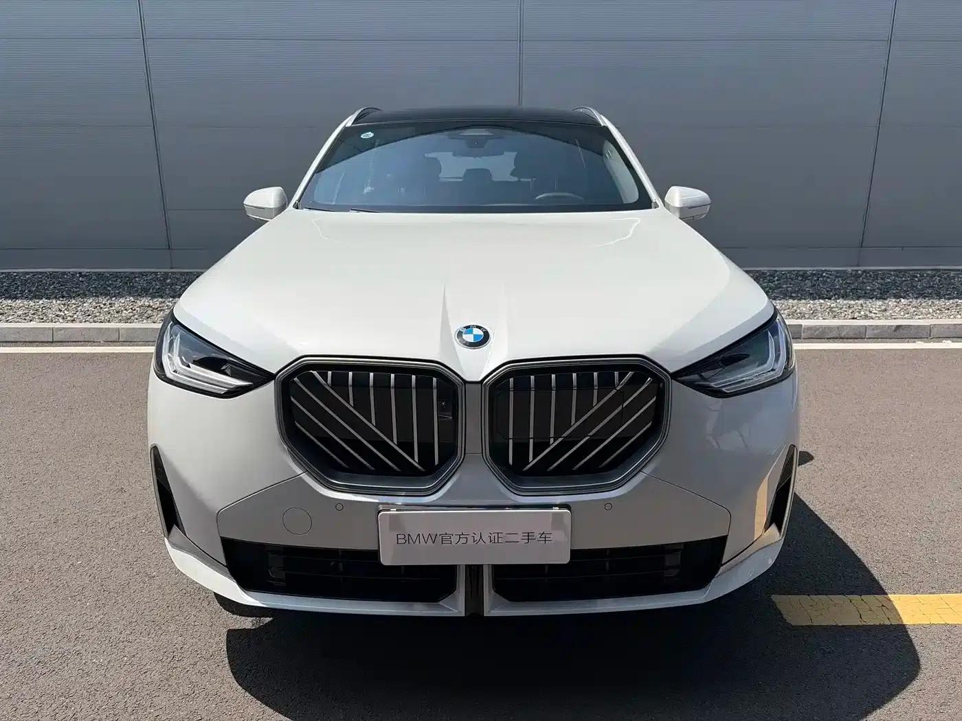 BMW X3 2025 xDrive25L Luxury Package — миниатюра 3