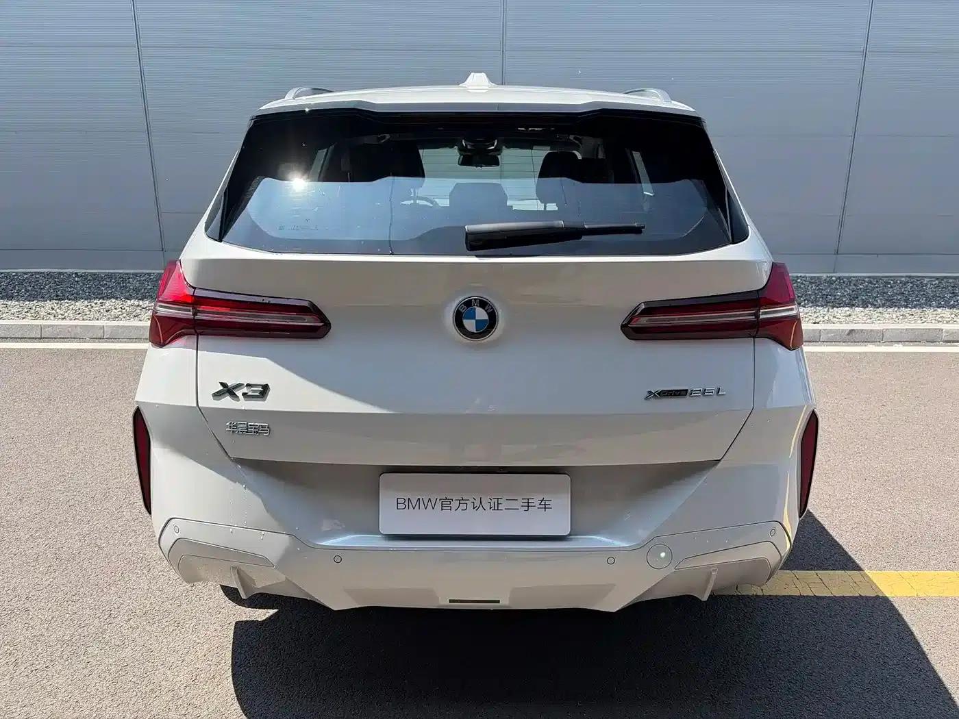BMW X3 2025 xDrive25L Luxury Package — миниатюра 4