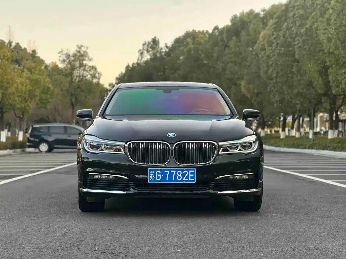 2016 BMW 7 Series 730Li Leading Edition — миниатюра 2