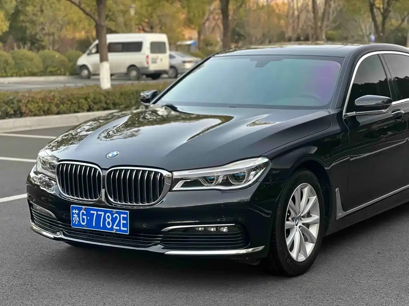 2016 BMW 7 Series 730Li Leading Edition — миниатюра 3