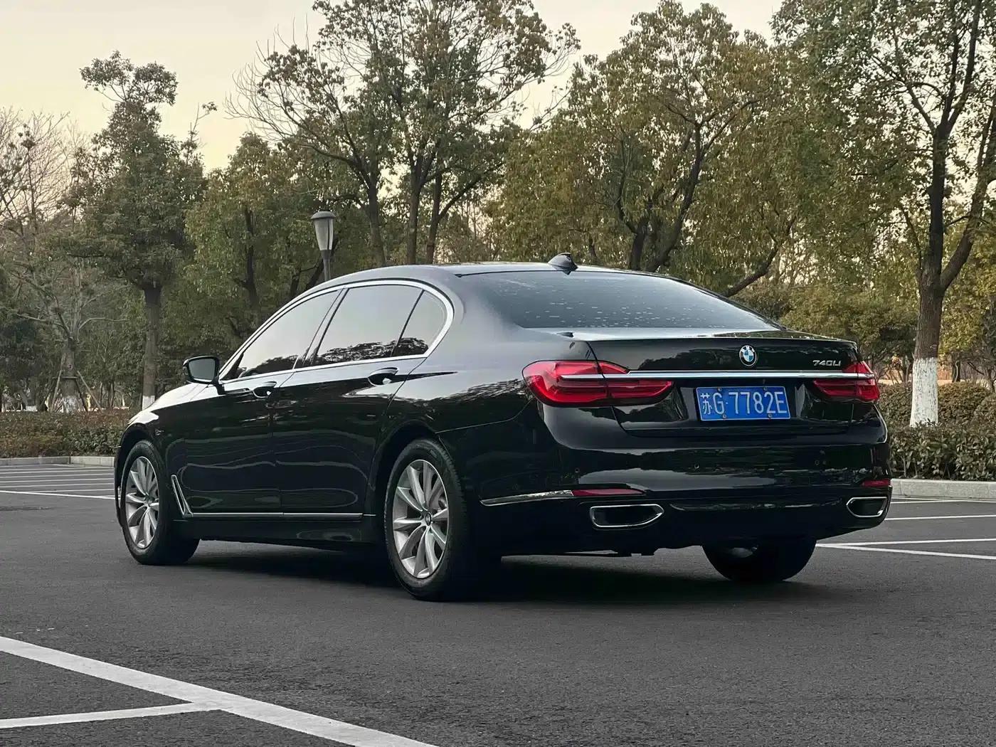 2016 BMW 7 Series 730Li Leading Edition — миниатюра 6
