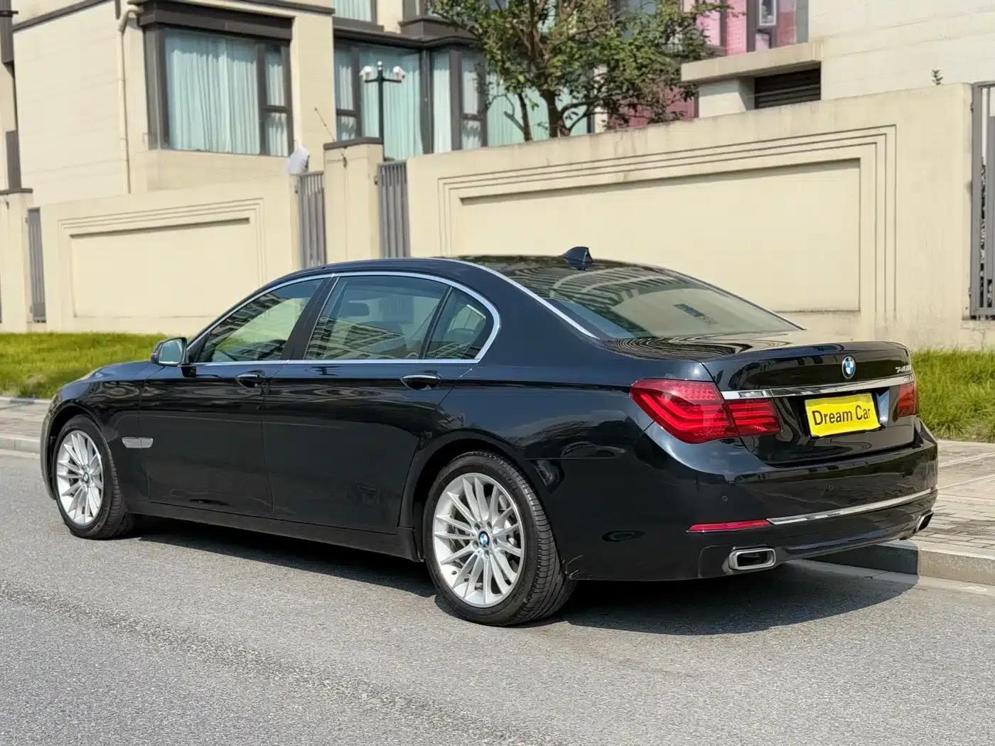 2013 BMW 7 Series 740Li Leading Edition — миниатюра 3