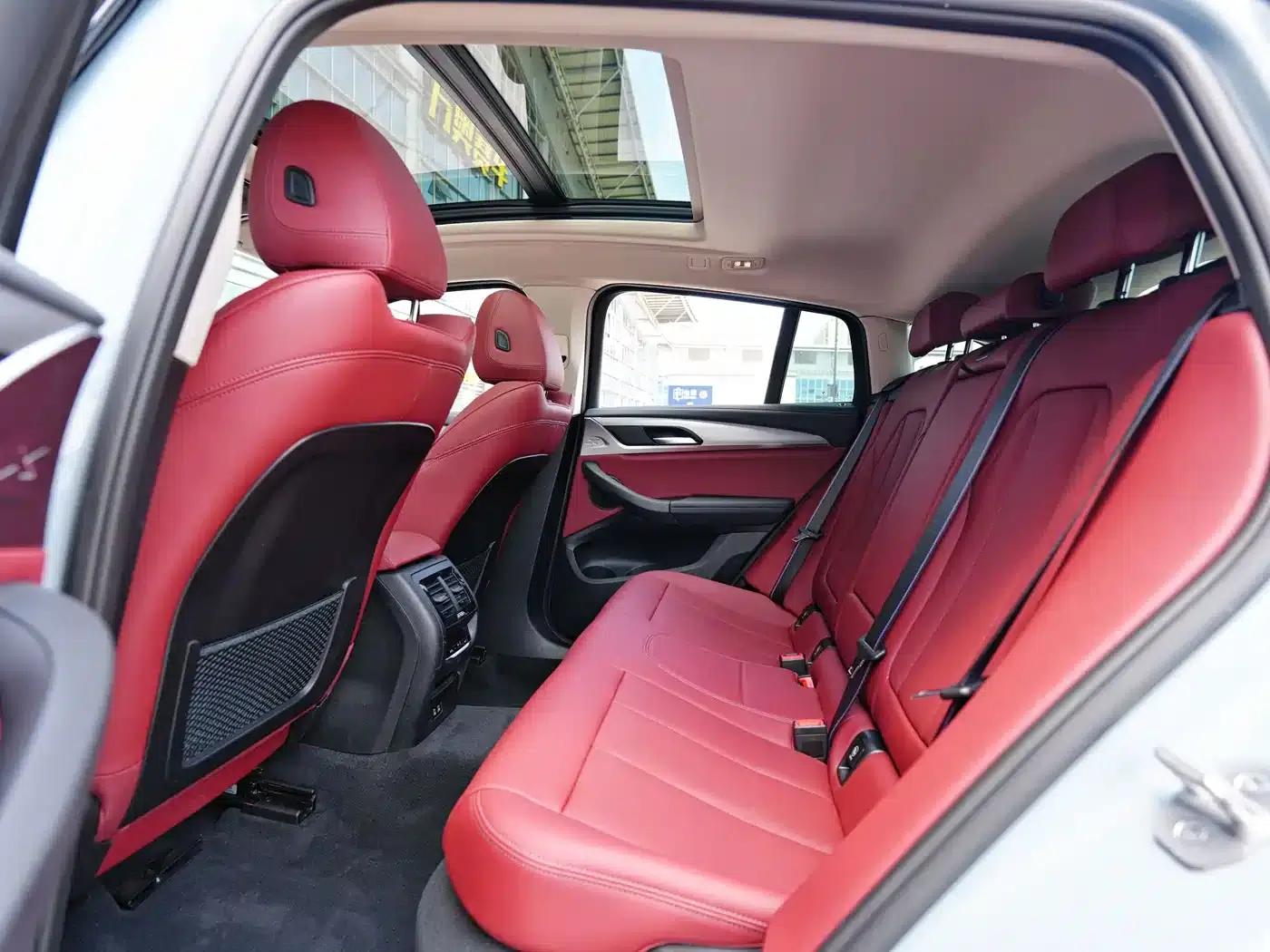 2022 BMW X4 xDrive 30i M Sport Package — миниатюра 12