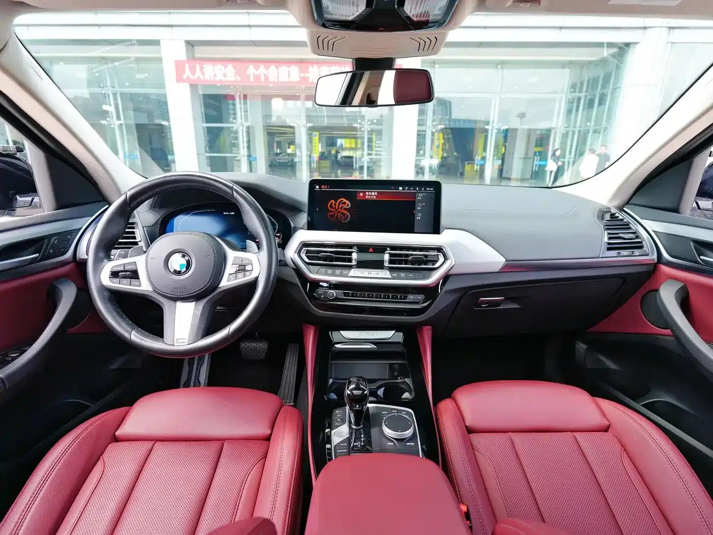 2022 BMW X4 xDrive 30i M Sport Package — миниатюра 6