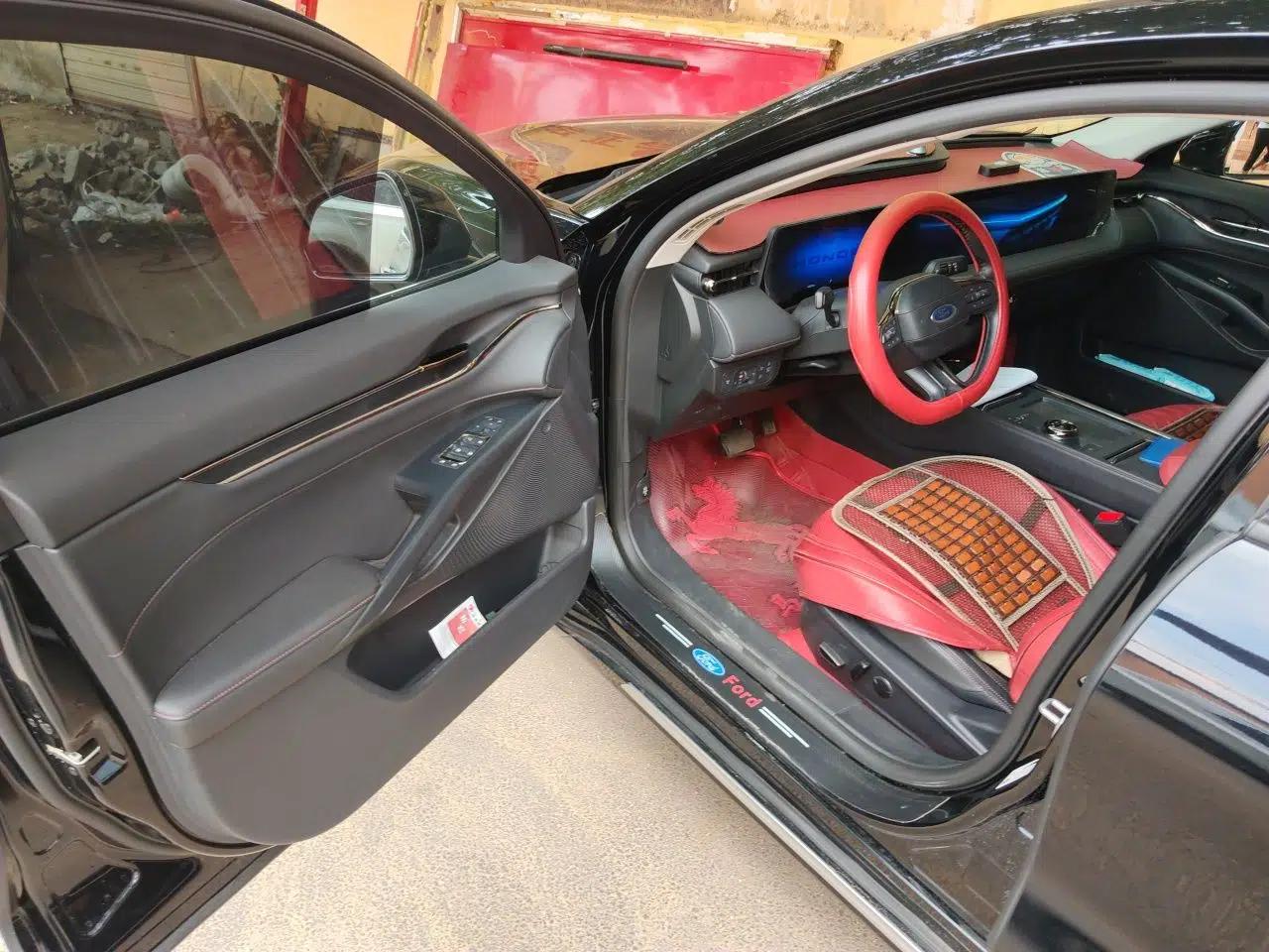 Ford Mondeo 2023 EcoBoost 245 Luxury Model — миниатюра 16