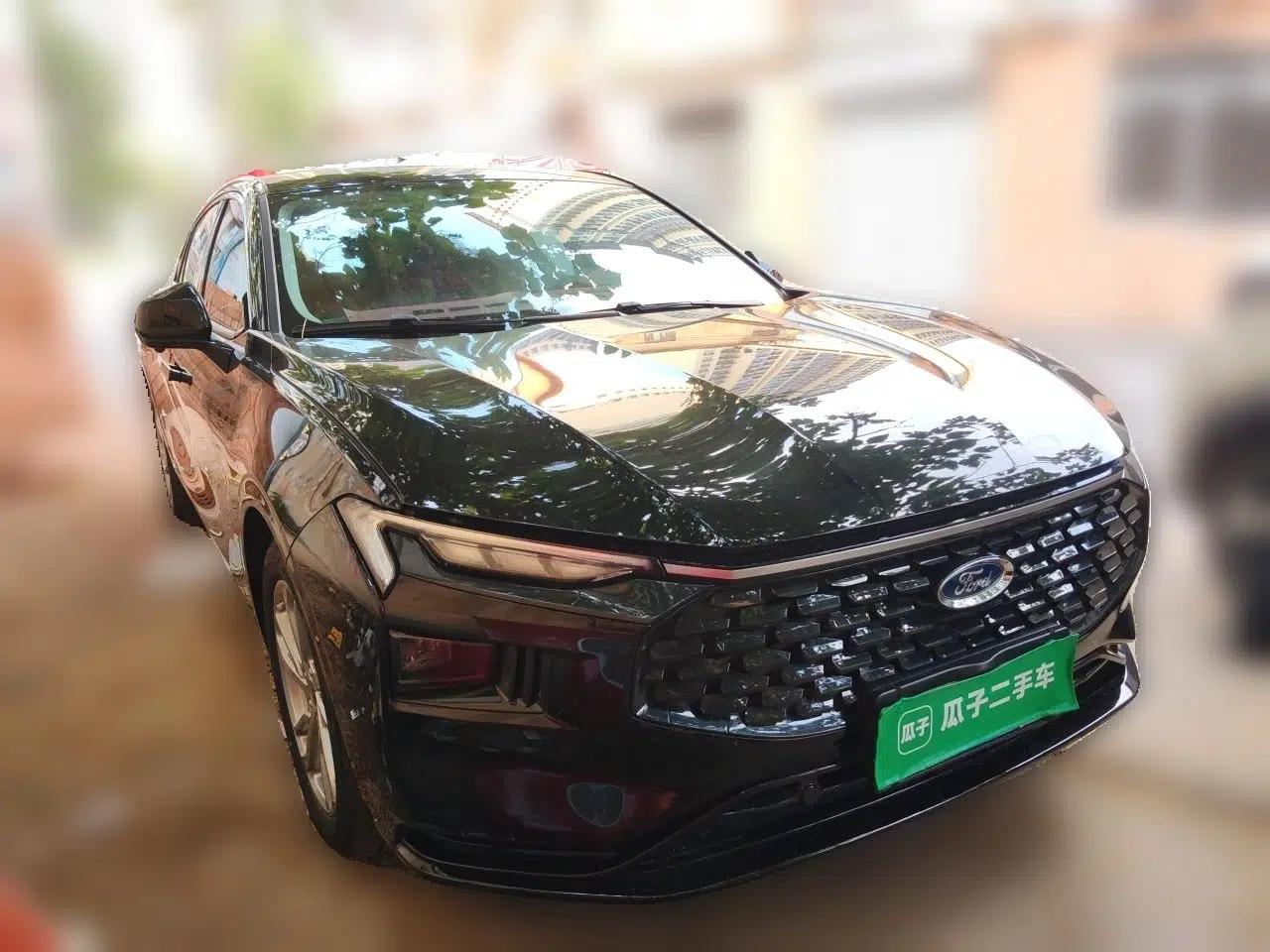 Ford Mondeo 2023 EcoBoost 245 Luxury Model — миниатюра 3