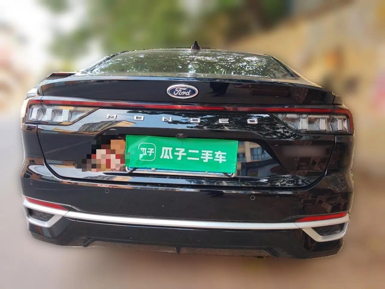 Ford Mondeo 2023 EcoBoost 245 Luxury Model — миниатюра 5