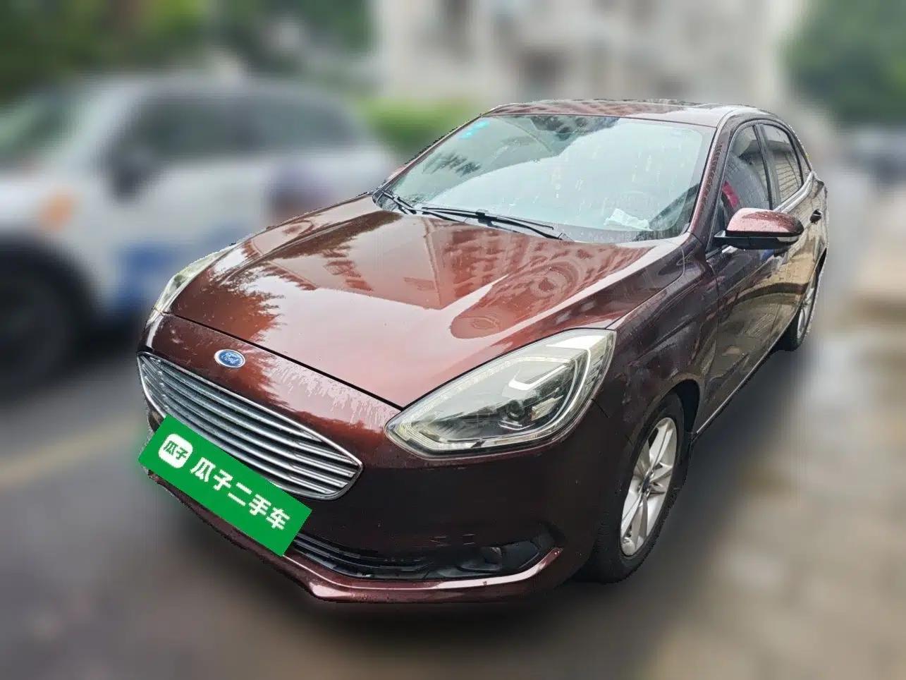 Ford Escort 2019 Revised Version 1.5L Automatic Enjoyment Type China VI Standard — миниатюра 1