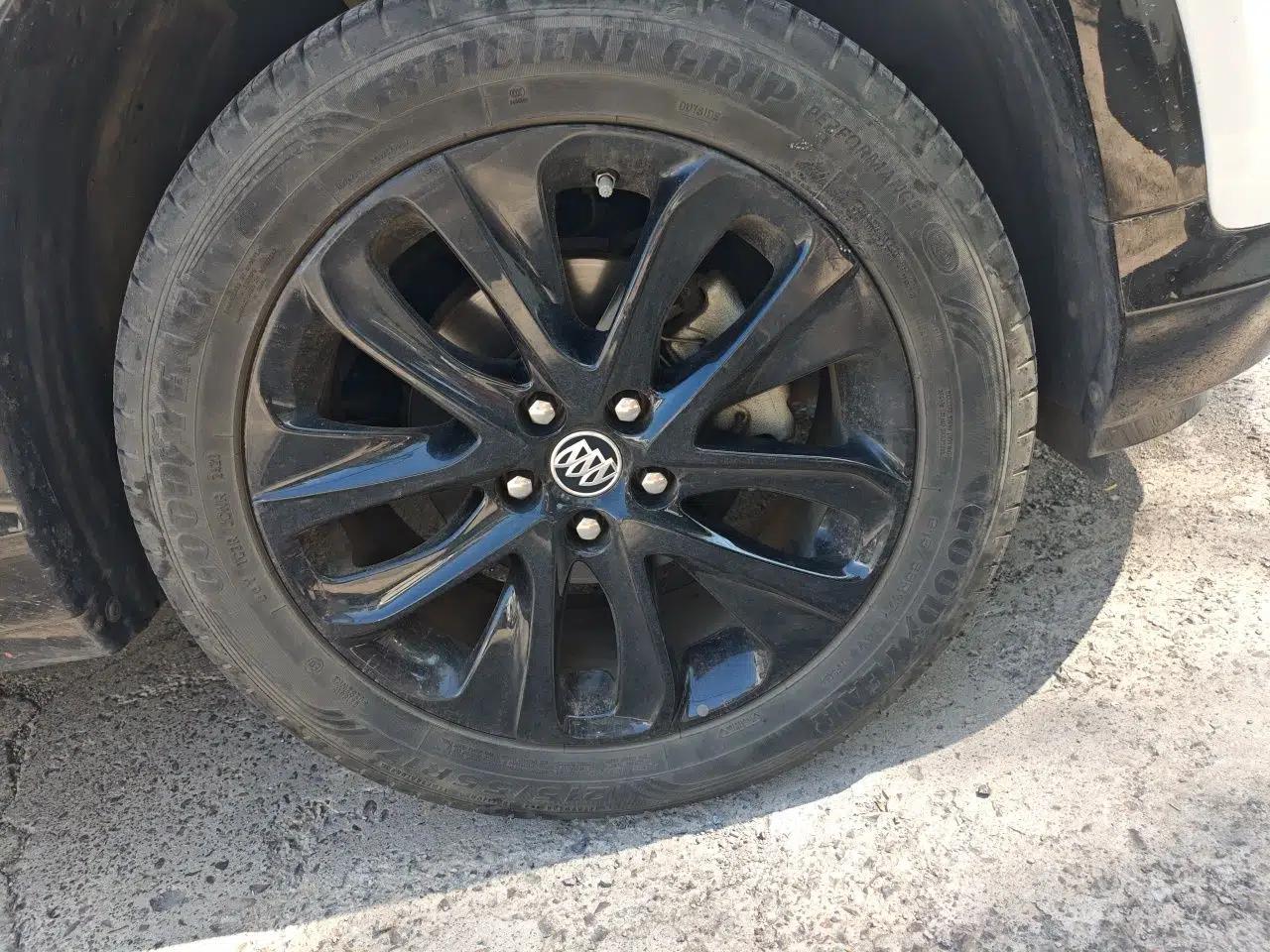 Buick Encore 2020 20T CVT Luxury Edition — миниатюра 8