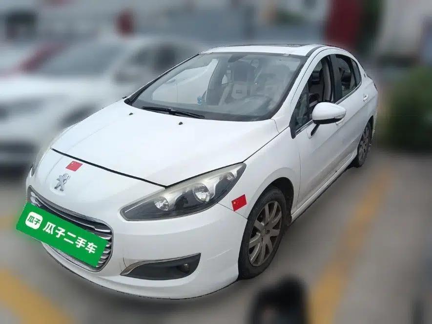 Peugeot 308 2013 1.6L Automatic Fashion Model — миниатюра 1