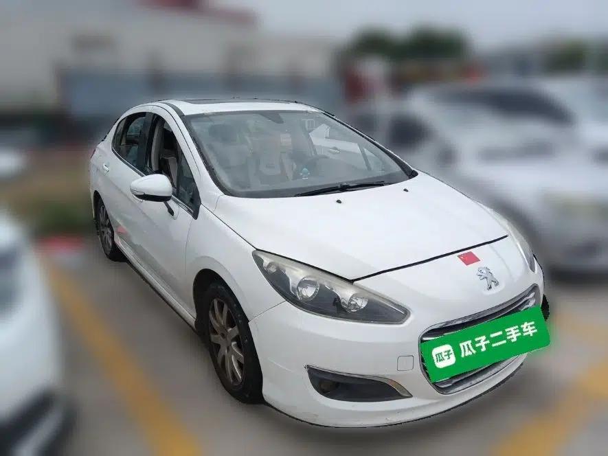 Peugeot 308 2013 1.6L Automatic Fashion Model — миниатюра 3