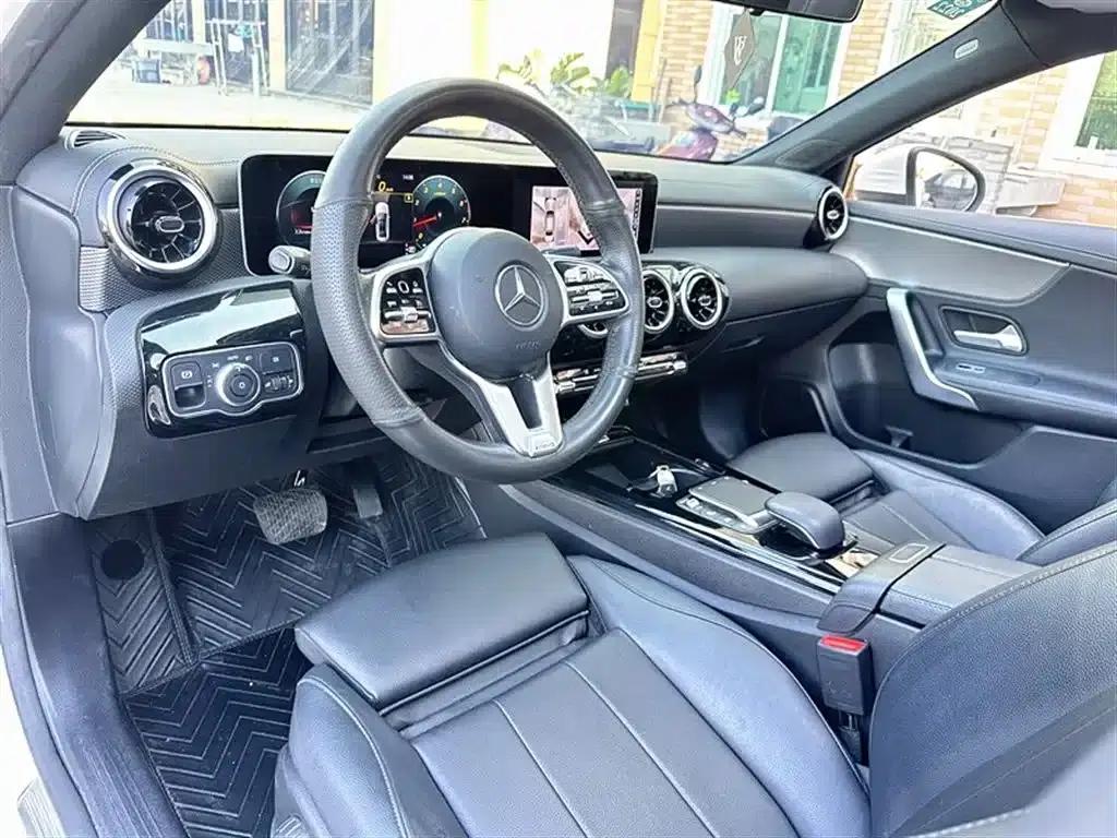 Mercedes-Benz A-Class 2020 Facelift A 180 L Sport Sedan — миниатюра 12