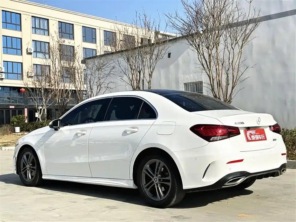 Mercedes-Benz A-Class 2020 Facelift A 180 L Sport Sedan — миниатюра 6