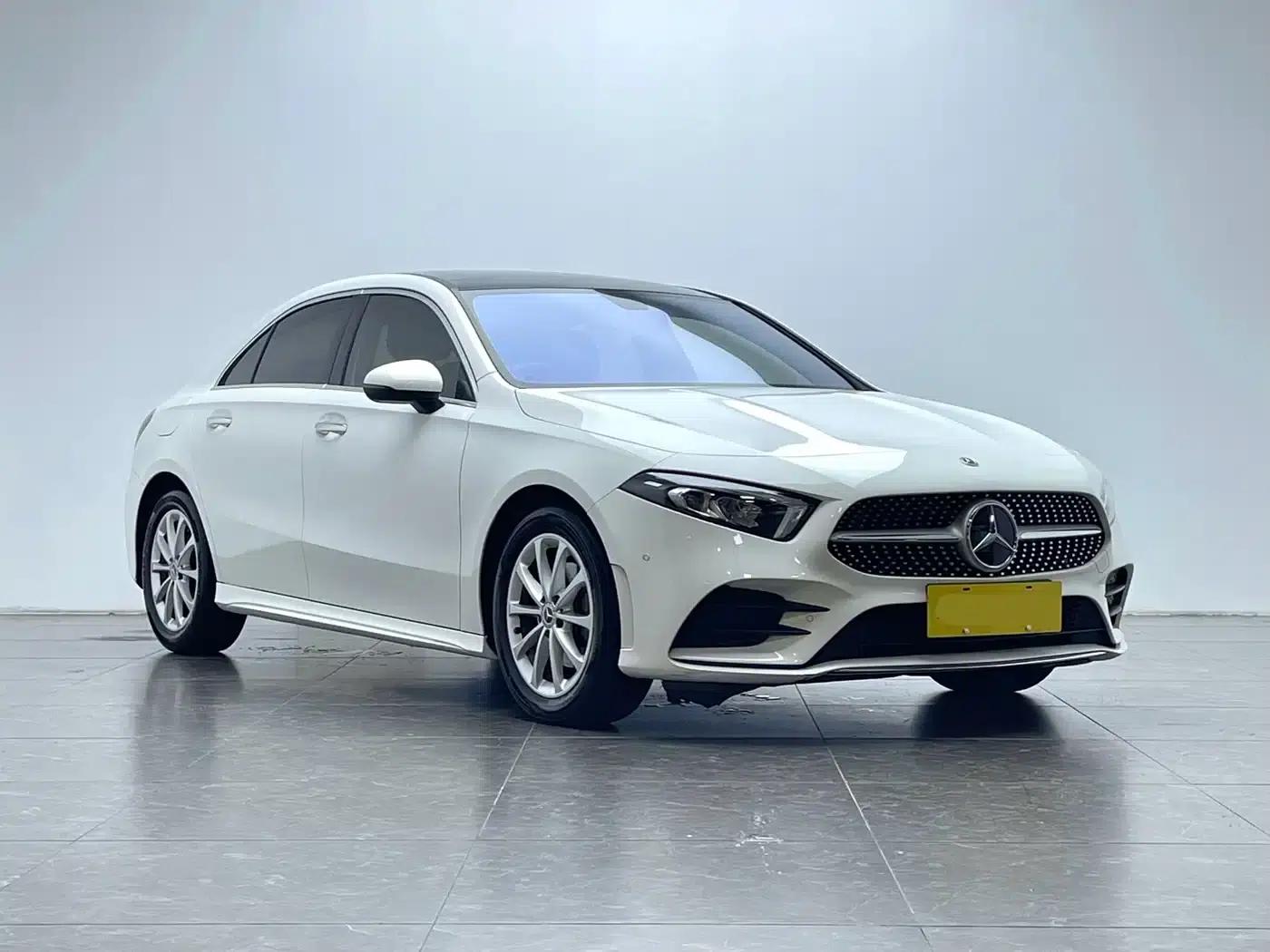 Mercedes-Benz A-Class 2021 A 200 L Sport Sedan Fashion Edition — миниатюра 20
