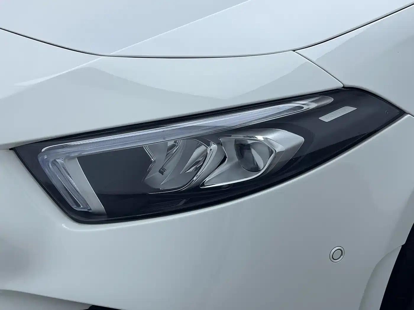 Mercedes-Benz A-Class 2021 A 200 L Sport Sedan Fashion Edition — миниатюра 9