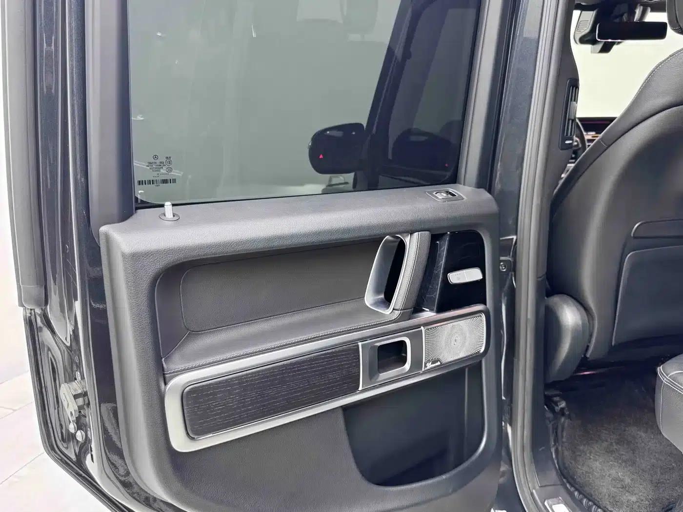 2020 Mercedes-Benz G-Class G 350 — миниатюра 17