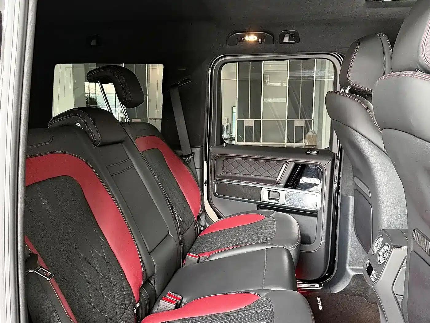 2025 Mercedes-Benz G-Class G 500 — миниатюра 13