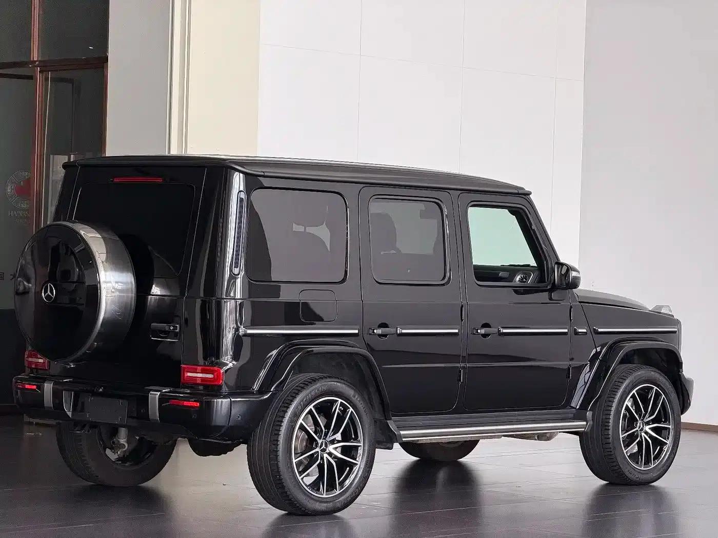 2025 Mercedes-Benz G-Class G 500 — миниатюра 17