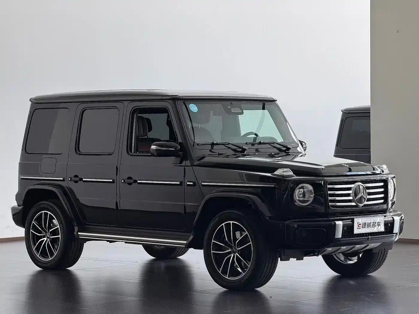 2025 Mercedes-Benz G-Class G 500 — миниатюра 3