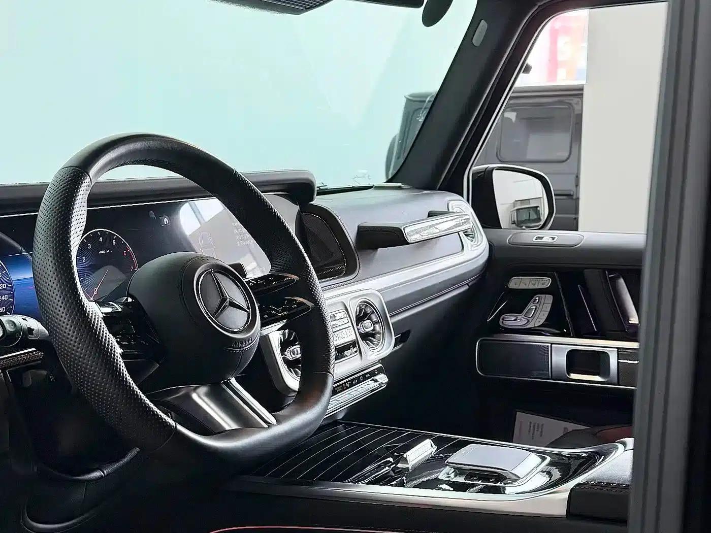 2025 Mercedes-Benz G-Class G 500 — миниатюра 6