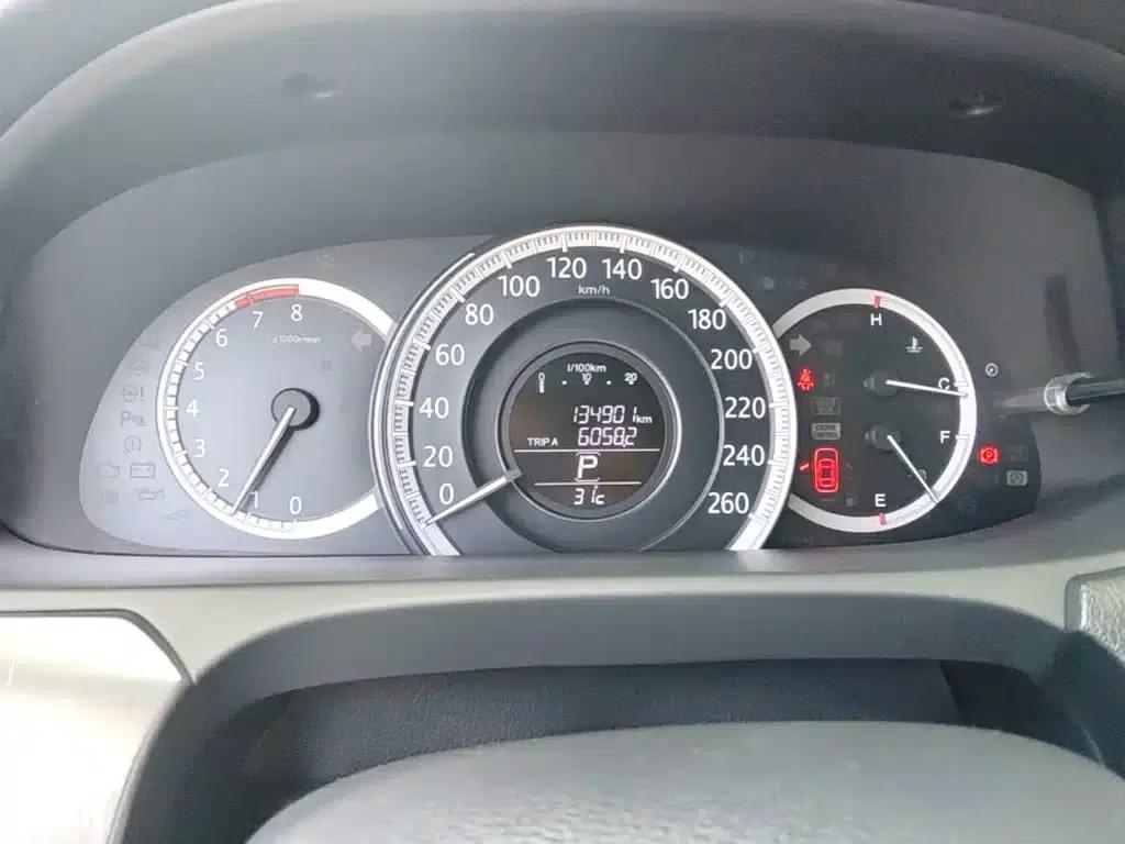 2015 Honda Accord 2.0L LX Comfort Edition — миниатюра 12
