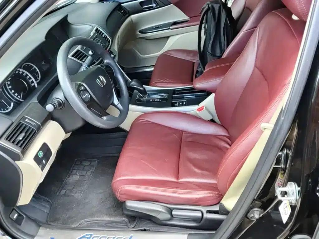 2015 Honda Accord 2.0L LX Comfort Edition — миниатюра 15