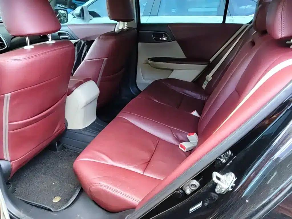 2015 Honda Accord 2.0L LX Comfort Edition — миниатюра 17